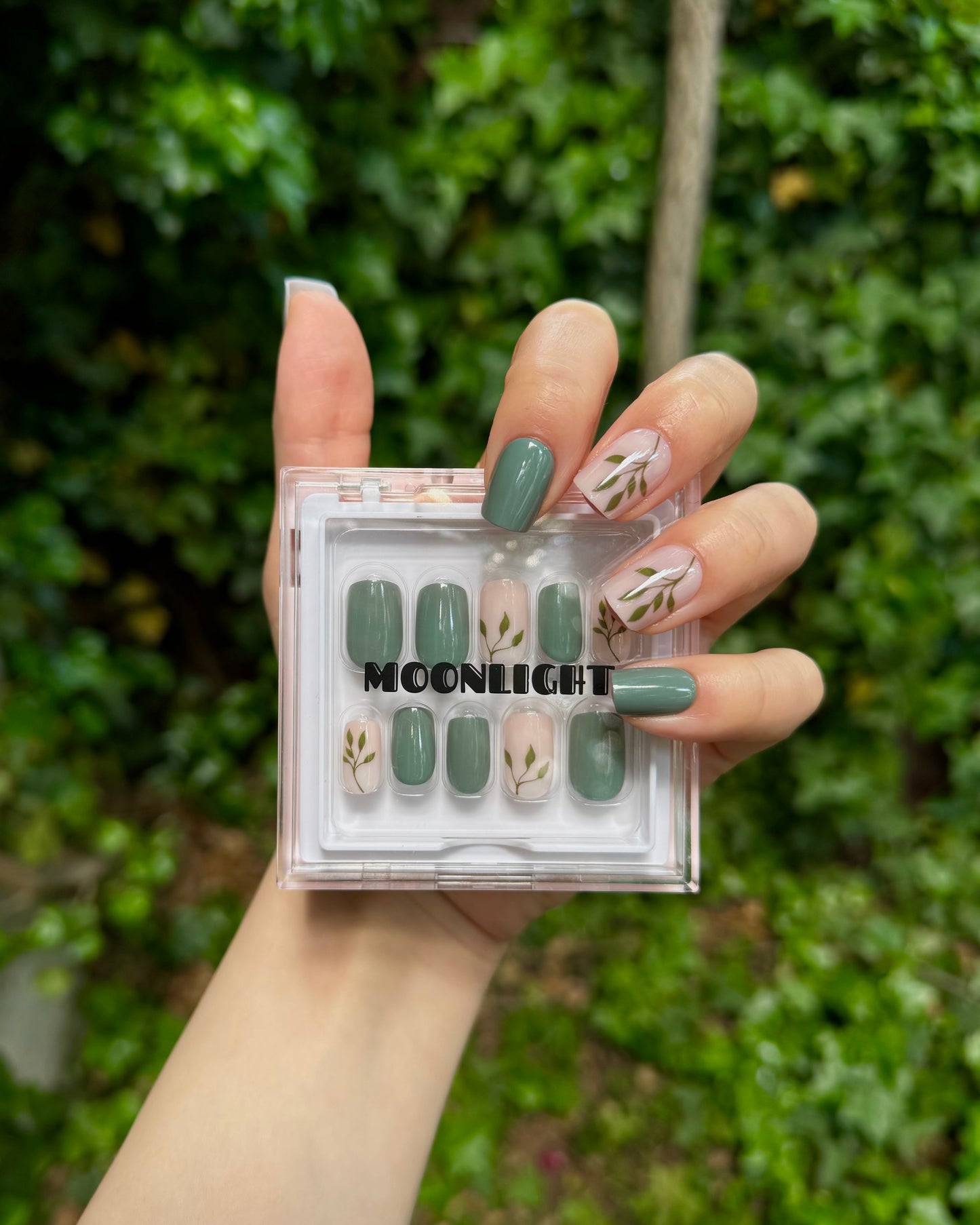 Forrest Nails