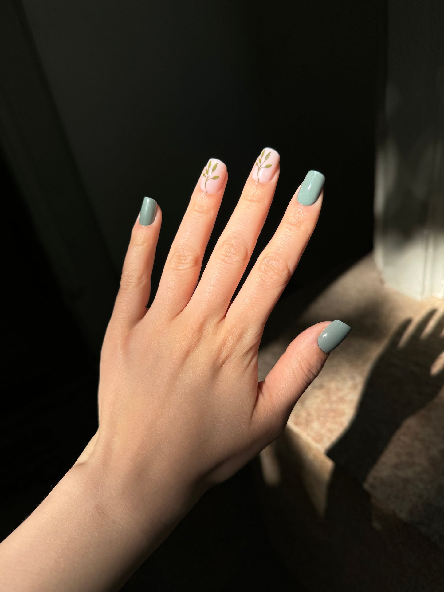 Forrest Nails