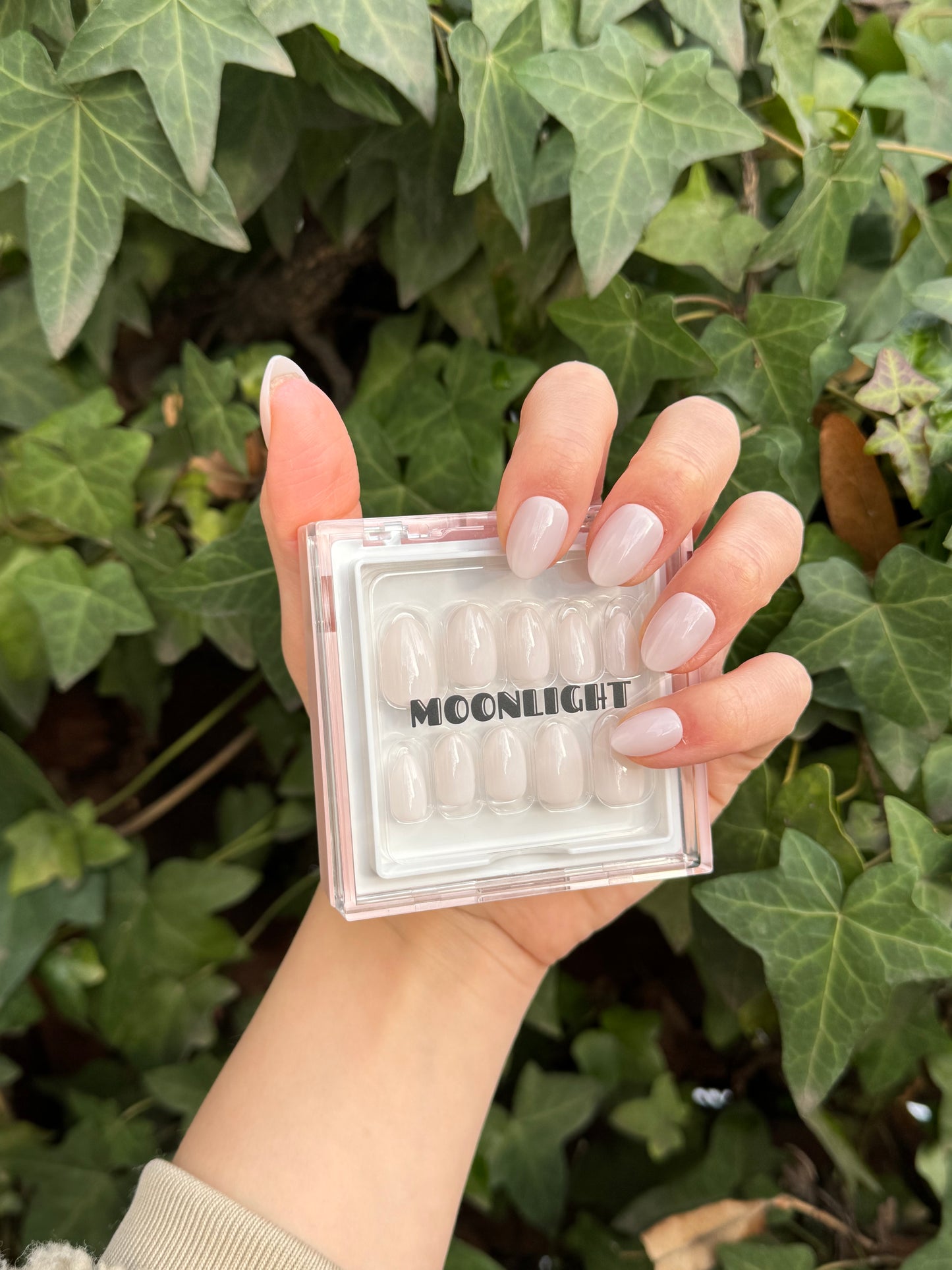 Milky Nails