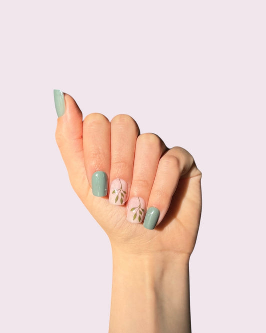 Forrest Nails