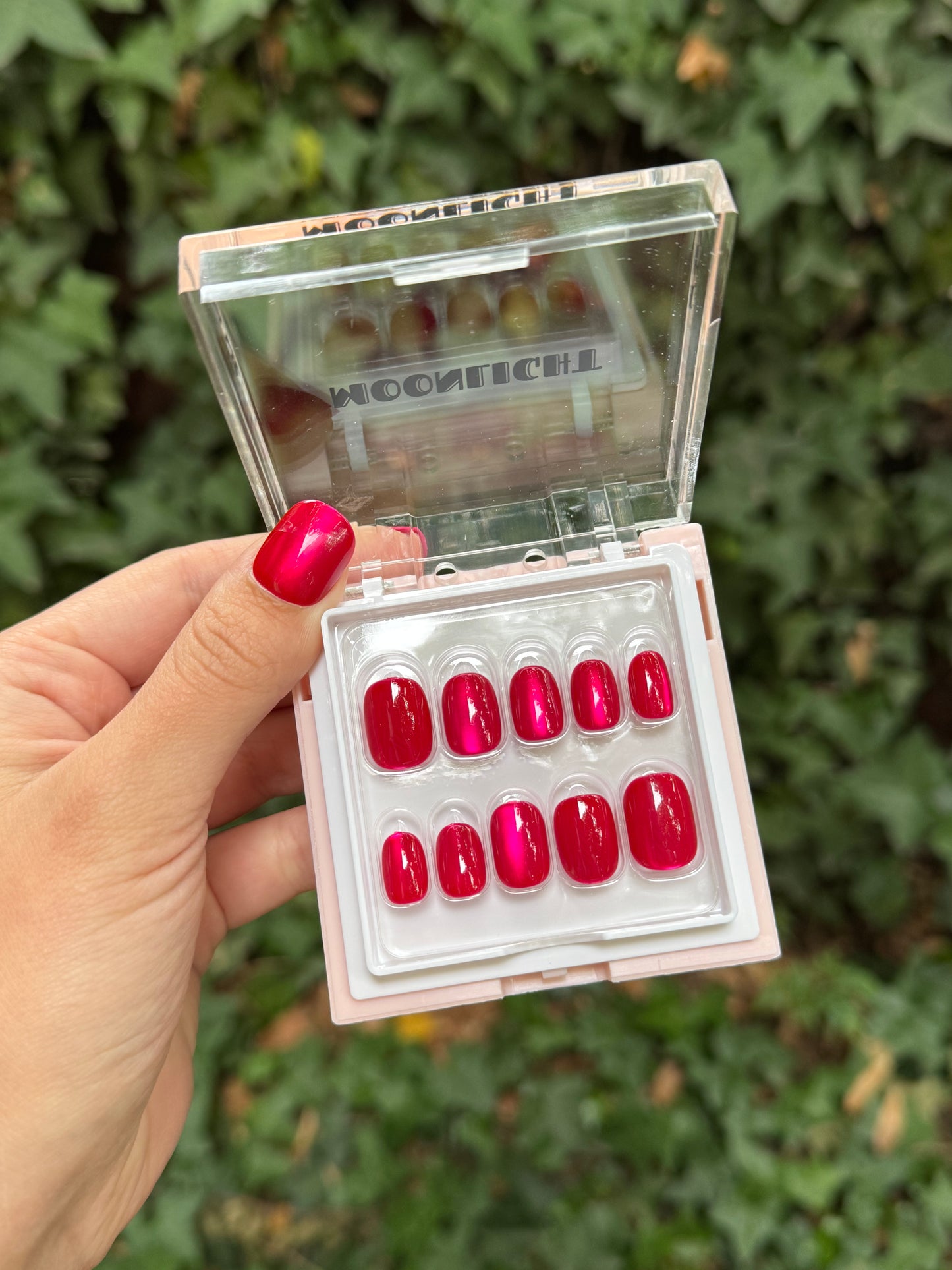 Aurora Nails